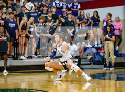 Thumbnail 2 in Grand Oaks vs College Park photogallery.