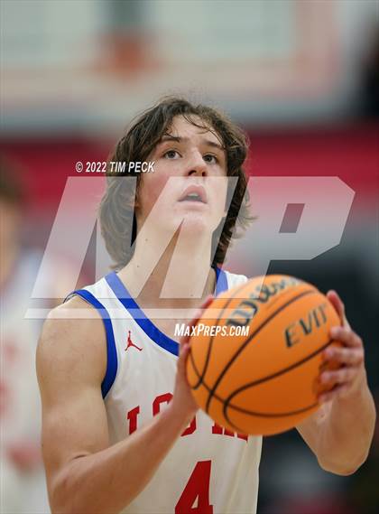 Thumbnail 2 in California vs. Los Alamitos photogallery.