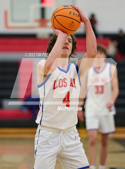 Thumbnail 2 in California vs. Los Alamitos photogallery.