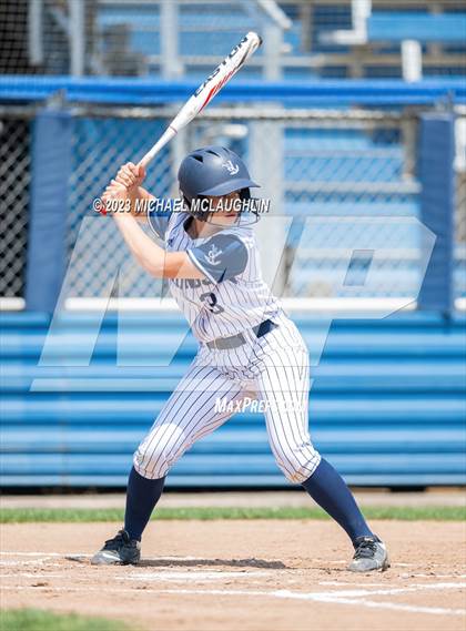 Thumbnail 2 in St. Anthony's vs. St. Joseph-by-the-Sea (NYS CHSAA AA Final) photogallery.