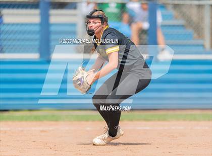 Thumbnail 1 in St. Anthony's vs. St. Joseph-by-the-Sea (NYS CHSAA AA Final) photogallery.