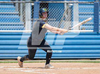 Thumbnail 2 in St. Anthony's vs. St. Joseph-by-the-Sea (NYS CHSAA AA Final) photogallery.
