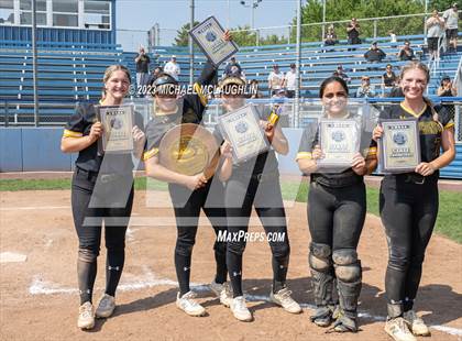 Thumbnail 1 in St. Anthony's vs. St. Joseph-by-the-Sea (NYS CHSAA AA Final) photogallery.