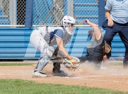 Thumbnail 1 in St. Anthony's vs. St. Joseph-by-the-Sea (NYS CHSAA AA Final) photogallery.