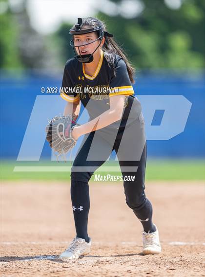 Thumbnail 3 in St. Anthony's vs. St. Joseph-by-the-Sea (NYS CHSAA AA Final) photogallery.