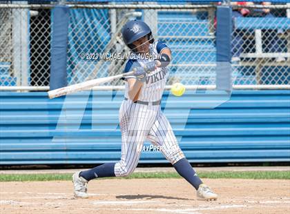 Thumbnail 2 in St. Anthony's vs. St. Joseph-by-the-Sea (NYS CHSAA AA Final) photogallery.