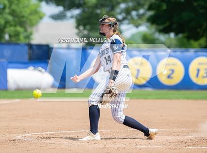 Thumbnail 2 in St. Anthony's vs. St. Joseph-by-the-Sea (NYS CHSAA AA Final) photogallery.