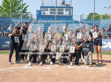 Thumbnail 3 in St. Anthony's vs. St. Joseph-by-the-Sea (NYS CHSAA AA Final) photogallery.