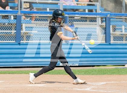 Thumbnail 2 in St. Anthony's vs. St. Joseph-by-the-Sea (NYS CHSAA AA Final) photogallery.