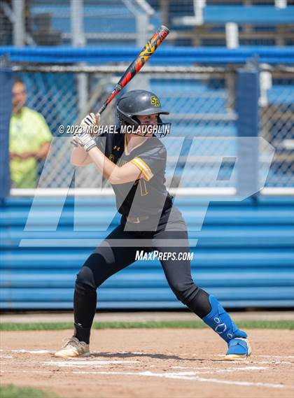 Thumbnail 2 in St. Anthony's vs. St. Joseph-by-the-Sea (NYS CHSAA AA Final) photogallery.
