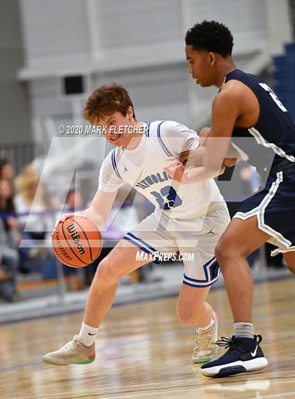 Thumbnail 2 in Wildwood Catholic vs St. Augustine Prep (Cape-Atlantic League Championship) photogallery.