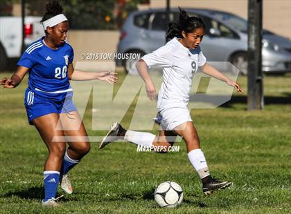 Thumbnail 3 in Azusa vs St. Bernard (CIF SS D7 Quarterfinal) photogallery.
