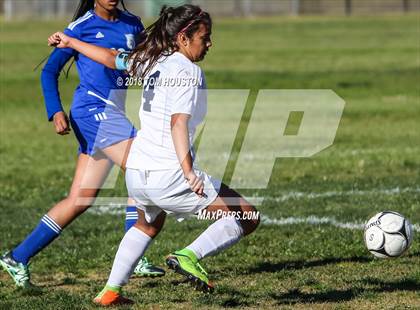 Thumbnail 3 in Azusa vs St. Bernard (CIF SS D7 Quarterfinal) photogallery.