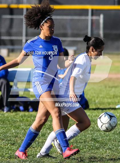 Thumbnail 2 in Azusa vs St. Bernard (CIF SS D7 Quarterfinal) photogallery.