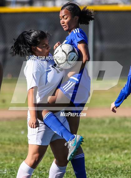 Thumbnail 3 in Azusa vs St. Bernard (CIF SS D7 Quarterfinal) photogallery.
