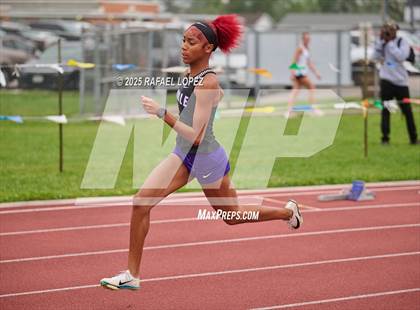 Thumbnail 3 in UIL 6A Track & Field District Finals (400M) photogallery.