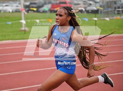 Thumbnail 1 in UIL 6A Track & Field District Finals (400M) photogallery.
