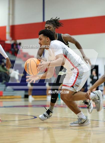 Thumbnail 1 in Patriot vs. Freedom (VHSL Class 6 Region B Region Semifinal) photogallery.
