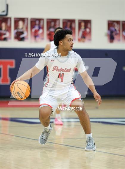 Thumbnail 2 in Patriot vs. Freedom (VHSL Class 6 Region B Region Semifinal) photogallery.
