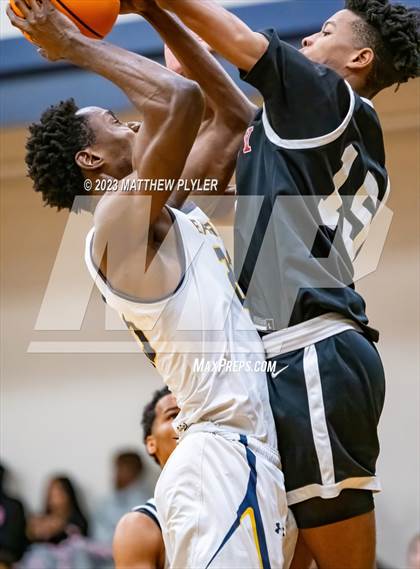 Thumbnail 1 in Trinity Christian vs. Northwood Temple Academy (SAC Conference Championship) photogallery.