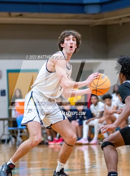 Thumbnail 2 in Trinity Christian vs. Northwood Temple Academy (SAC Conference Championship) photogallery.