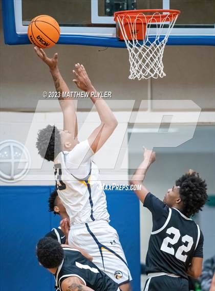 Thumbnail 3 in Trinity Christian vs. Northwood Temple Academy (SAC Conference Championship) photogallery.