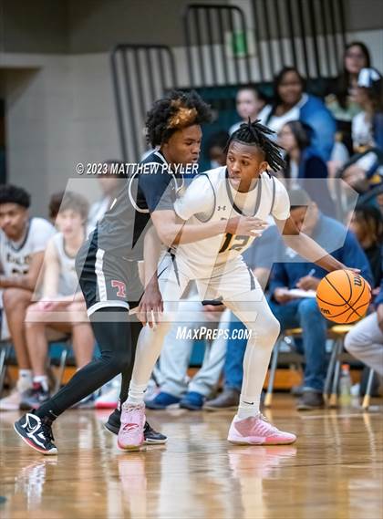 Thumbnail 3 in Trinity Christian vs. Northwood Temple Academy (SAC Conference Championship) photogallery.