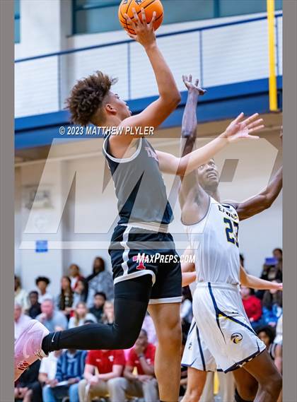 Thumbnail 2 in Trinity Christian vs. Northwood Temple Academy (SAC Conference Championship) photogallery.
