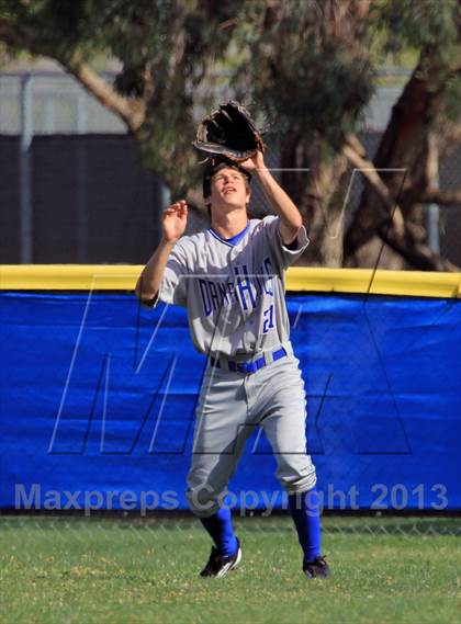 Thumbnail 2 in Santa Margarita vs Dana Hills photogallery.