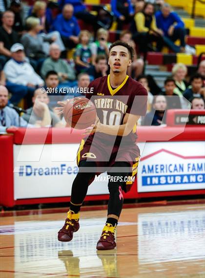 Thumbnail 2 in St. Mary's vs Christ the King (Hoophall West Invitational) photogallery.