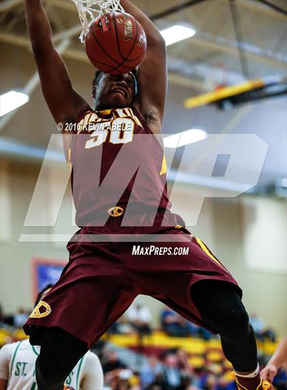 Thumbnail 3 in St. Mary's vs Christ the King (Hoophall West Invitational) photogallery.