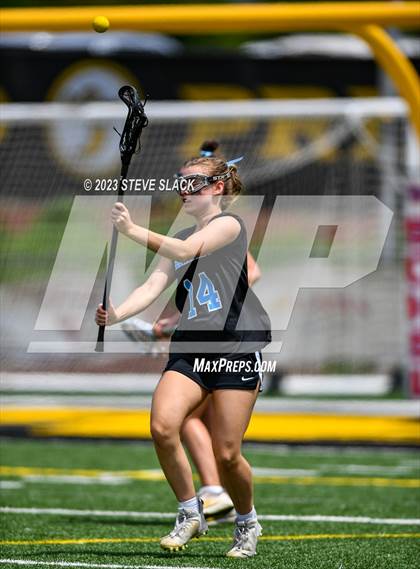 Thumbnail 1 in Oceanside Collegiate Academy vs. Lucy Beckham photogallery.