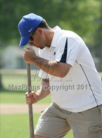 Thumbnail 2 in Windsor Locks vs. Enfield photogallery.