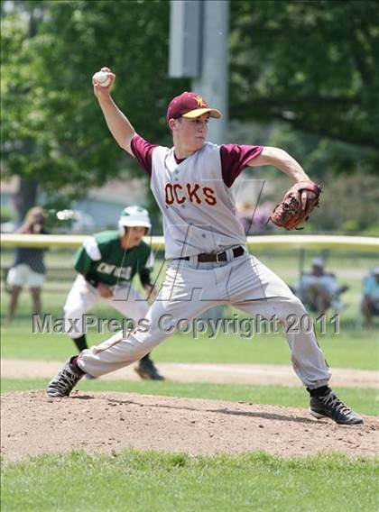 Thumbnail 1 in Windsor Locks vs. Enfield photogallery.
