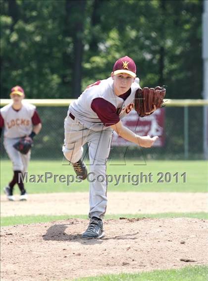 Thumbnail 3 in Windsor Locks vs. Enfield photogallery.