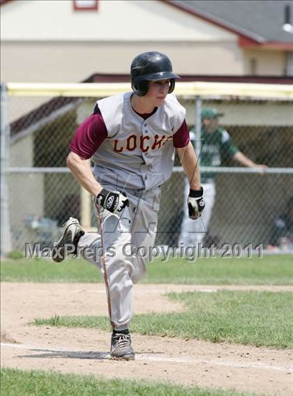 Thumbnail 1 in Windsor Locks vs. Enfield photogallery.