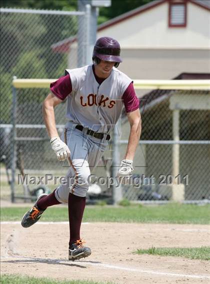 Thumbnail 2 in Windsor Locks vs. Enfield photogallery.