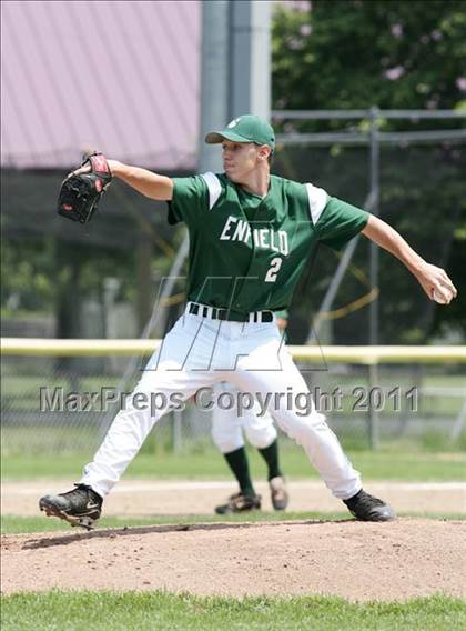 Thumbnail 3 in Windsor Locks vs. Enfield photogallery.