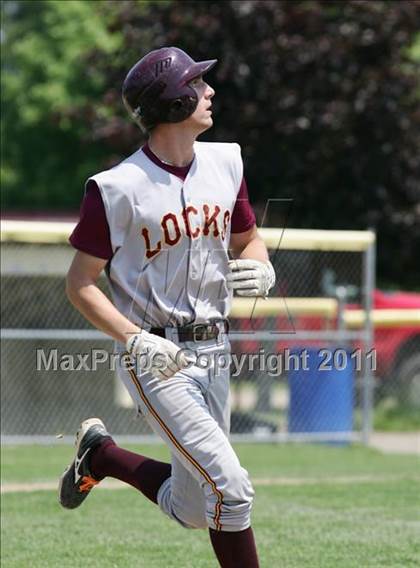 Thumbnail 3 in Windsor Locks vs. Enfield photogallery.