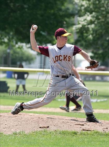 Thumbnail 1 in Windsor Locks vs. Enfield photogallery.