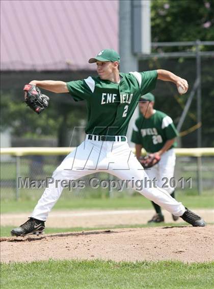 Thumbnail 3 in Windsor Locks vs. Enfield photogallery.