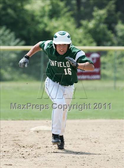 Thumbnail 2 in Windsor Locks vs. Enfield photogallery.