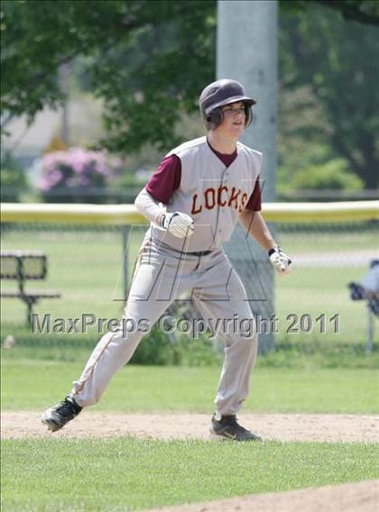 Thumbnail 2 in Windsor Locks vs. Enfield photogallery.
