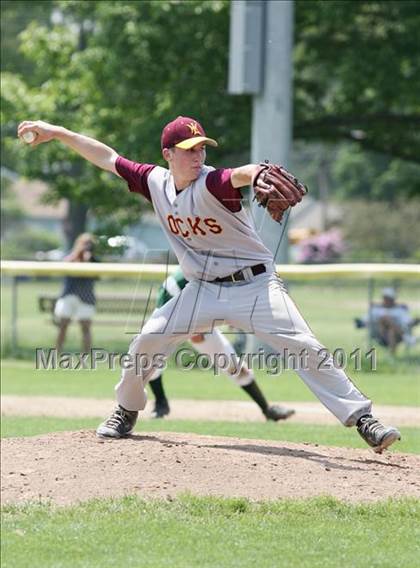 Thumbnail 3 in Windsor Locks vs. Enfield photogallery.