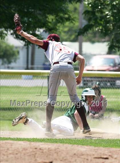 Thumbnail 2 in Windsor Locks vs. Enfield photogallery.