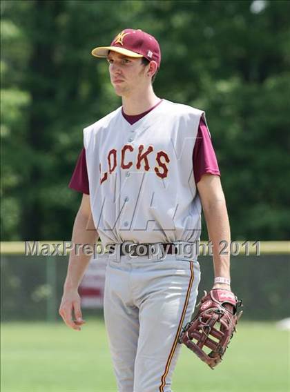 Thumbnail 3 in Windsor Locks vs. Enfield photogallery.