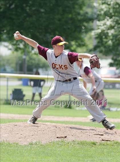 Thumbnail 3 in Windsor Locks vs. Enfield photogallery.