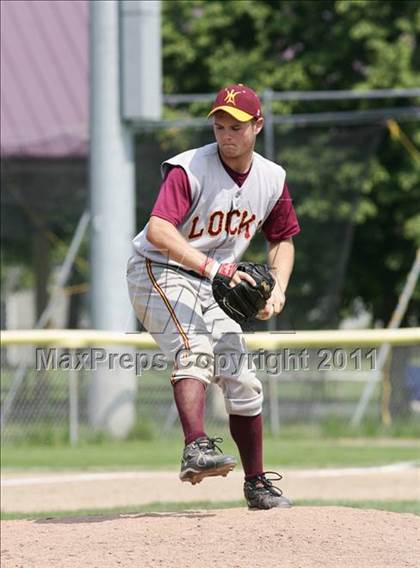 Thumbnail 2 in Windsor Locks vs. Enfield photogallery.