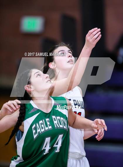 Thumbnail 3 in Eagle Rock vs  St. Paul photogallery.