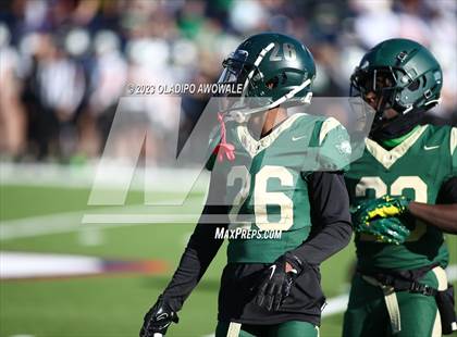 Thumbnail 2 in DeSoto vs. Southlake Carroll (UIL 6A Football Div II State Semi-Finals) photogallery.